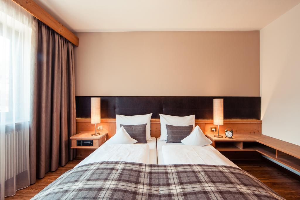 Siegi - Aparthotel & Retreat Parcines Luaran gambar